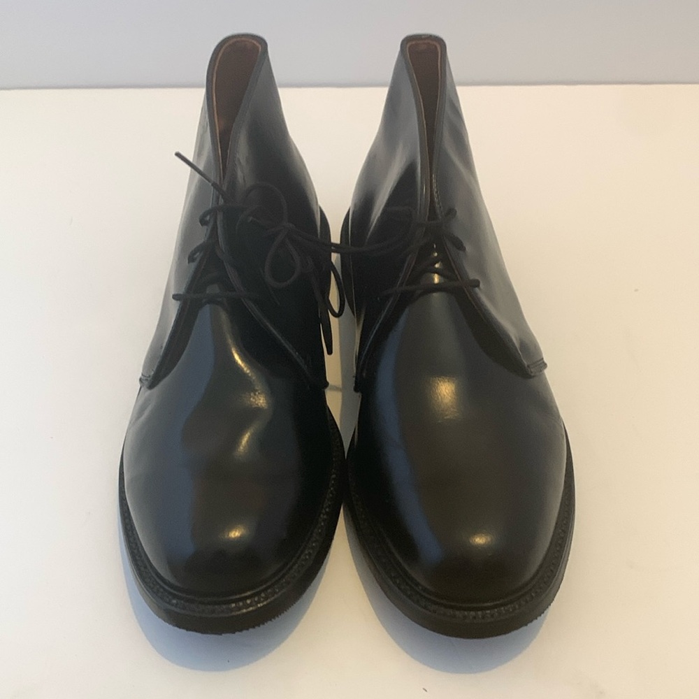 Bates black  hard shell boots, size 11, comfortable and clean
